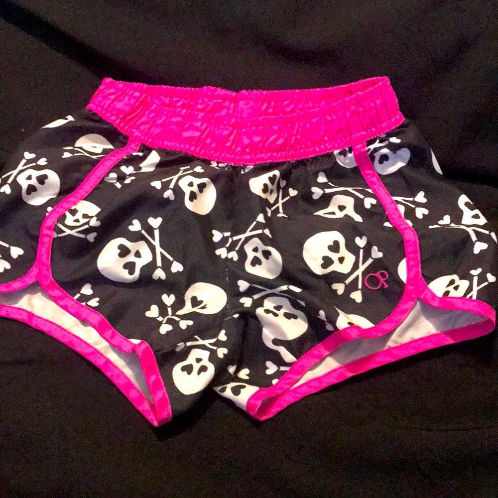 Cute skull shorts